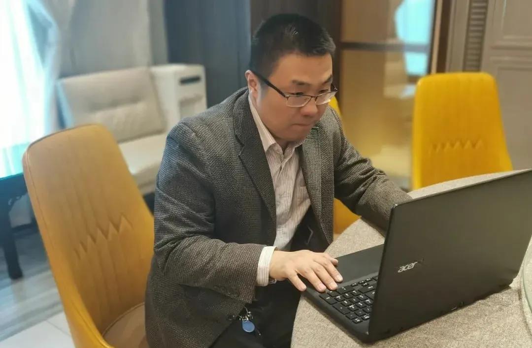 尊时凯龙·(中国区)人生就是搏!